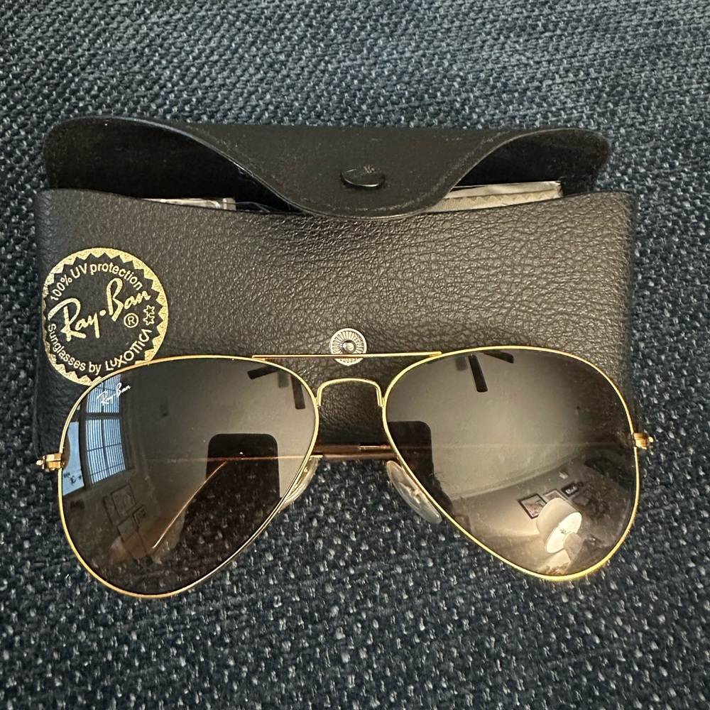 SOLD✨RAY-BAN Brown + Gold Classic Aviator Sunglasses - Picture 2 of 6